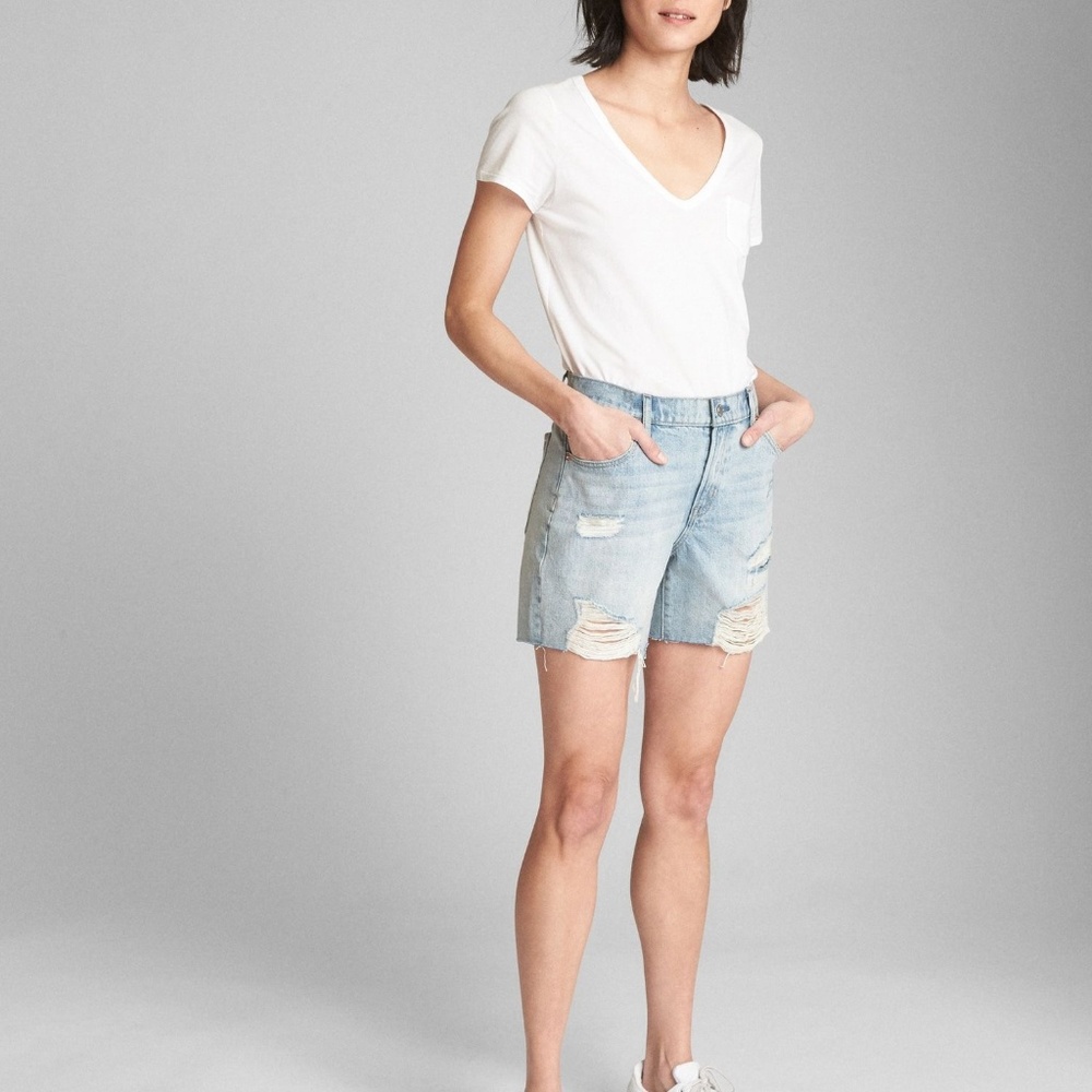 GAP Denim Shorts with Distressed Detail - Picture 2 of 6